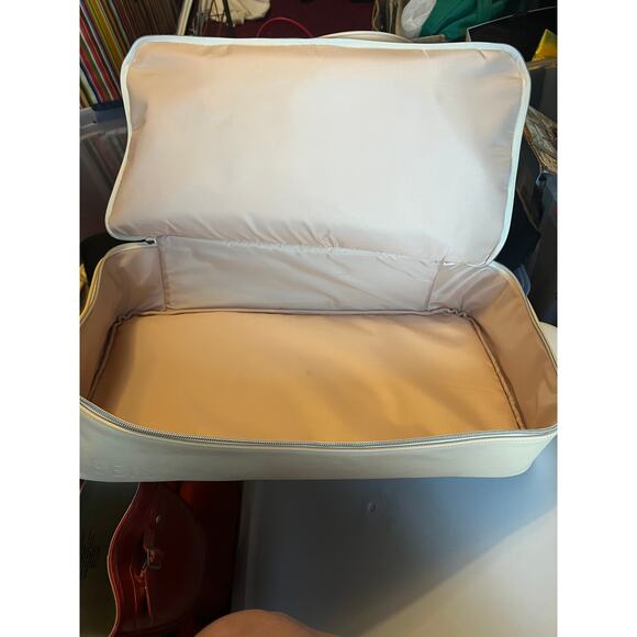 BEIS The Weekender in Beige - Picture 5 of 8